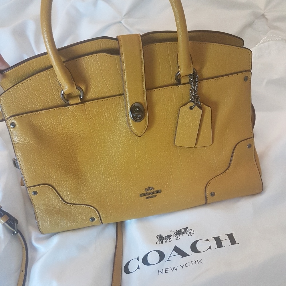 Coach Mercer leather purse like new